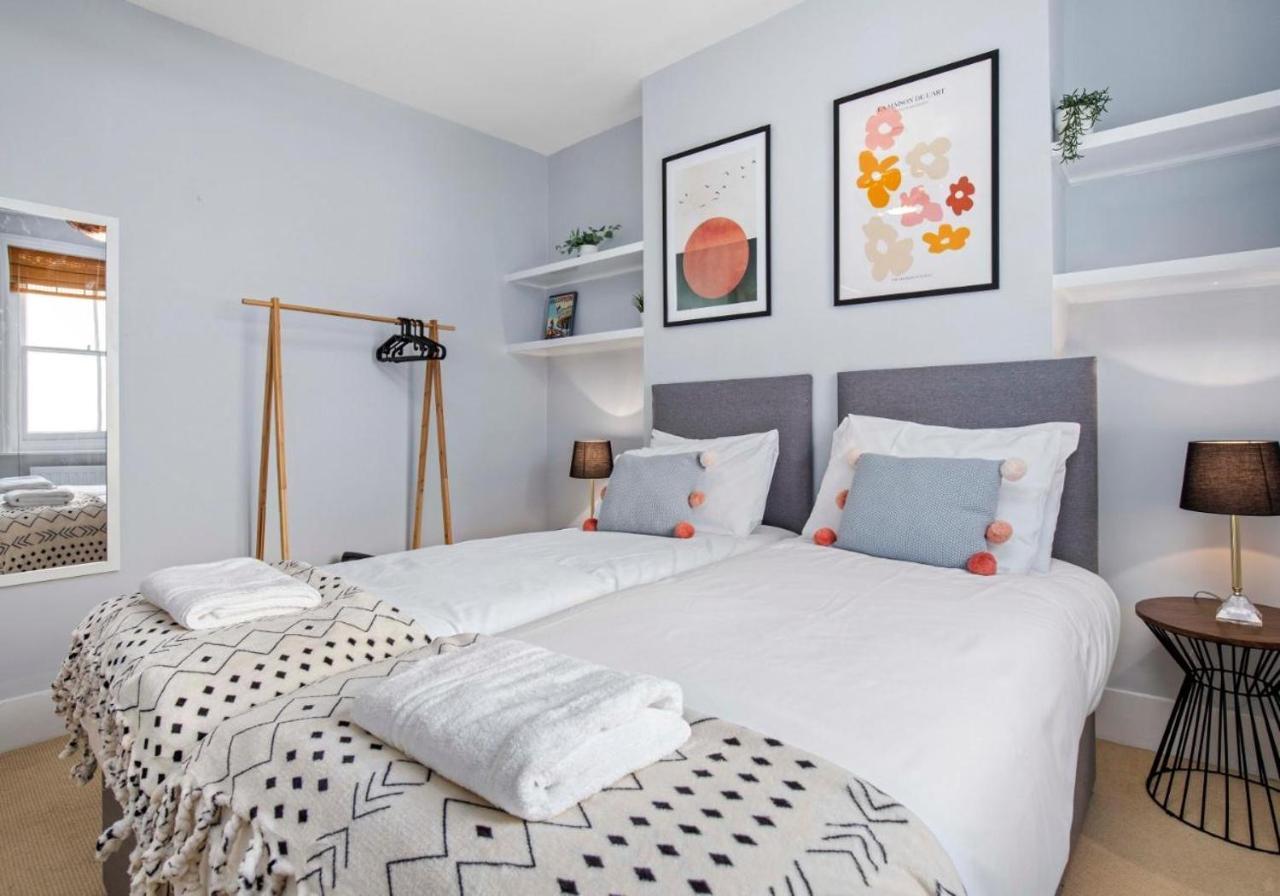 The Townhouse By My Getaways Free Parking Villa Brighton ภายนอก รูปภาพ